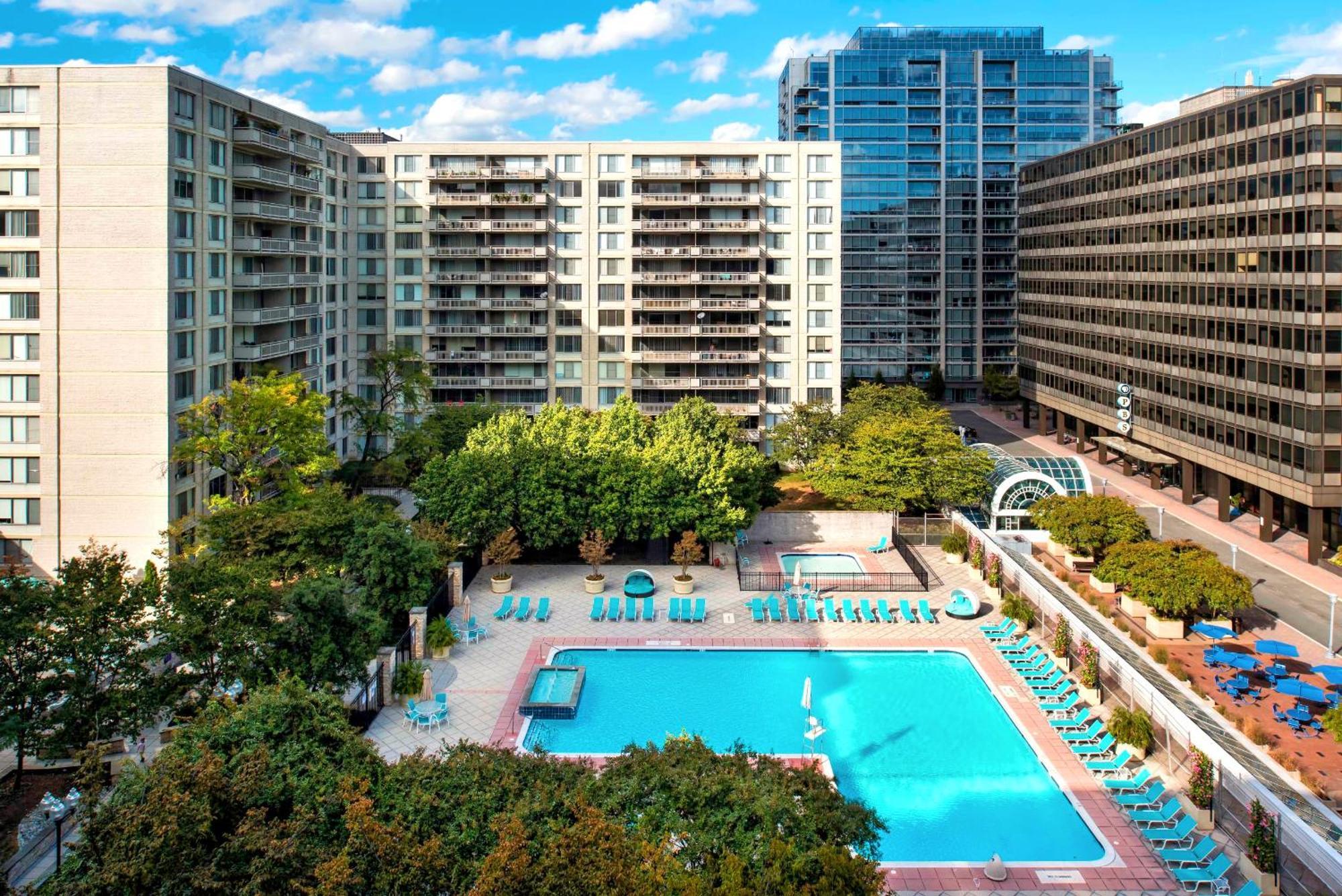 Apartment At Crystal City With Gym Arlington Exterior photo